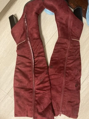 Forever, Botas Sobre la Rodilla, 24 pulgadas de largo, Borgoña, Usadas Talla 9 Foto 1 de 4