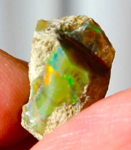 Opale de Feu Brute Multicolore d'Australie de 6,840 ct - Imagen 1 de 10