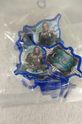 Deco Pac Marvel Thor anillos para cupcakes, 6 ct Foto 1 de 4