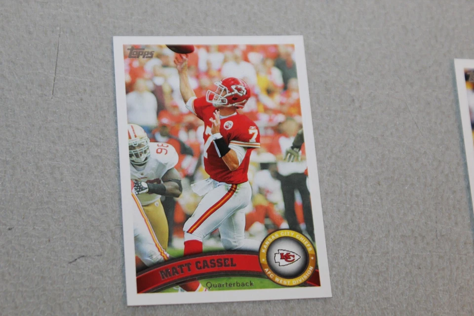 2011 TOPPS FOOTBALL CARDS Complete Finish Fill Your List Set U-Pick - Image 1 of 1