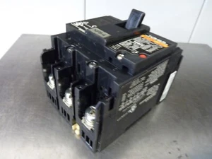 Interruptor de circuito magnético térmico Fuji Electric EA103C 100A 3PH 690VAC (30458) - Imagen 1 de 7