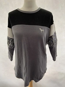 Women's XS Grey Cotton Graphic Print Top 3/4 Sleeve - Picture 1 of 12