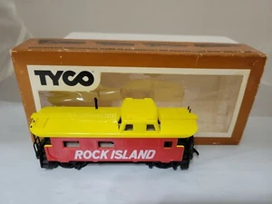 Tyco Rock Island Caboose HO Scale Train Car Vintage 311-B - Picture 1 of 8