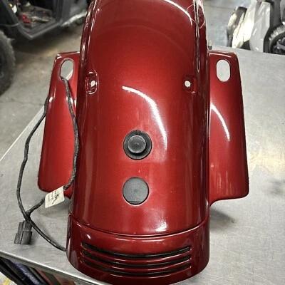Harley-Davidson Street Glide 2010 guardabarros trasero usado rojo escarlata 60575-10DBJ Foto 1 de 4