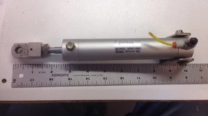 SMC CG1YT25TN-100-DUL00062 Pneumatic Cylinder 100PSI USED - Picture 1 of 6