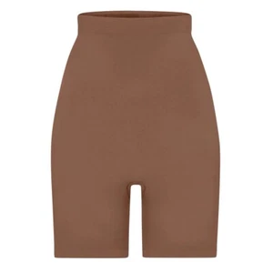 Skims Everyday Sculpt über dem Knie Shorts Shapewear Gr. 4X Jasper SH-CAP-2156 - Bild 1 von 7