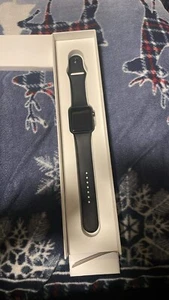 Apple Watch - Photo 1/2