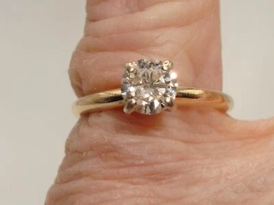 BEAUTIFUL 14K SOLID GOLD APPROX. 60 PTW DIAMOND ENGAGEMENT RING! SZ 6 - Image 1 of 4