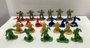 22 Marvel Avengers 2" Figures - Picture 1 of 2
