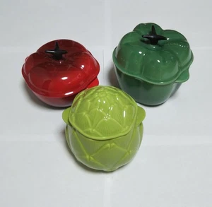 Juego de tomate y pimiento de alcachofa Le Creuset hierro fundido esmaltado horno holandés - Imagen 1 de 18