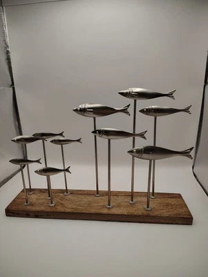 Umbral Escuela de Peces Escultura de Metal Base de Madera 14" Decoración Moderna Costera Foto 1 de 4