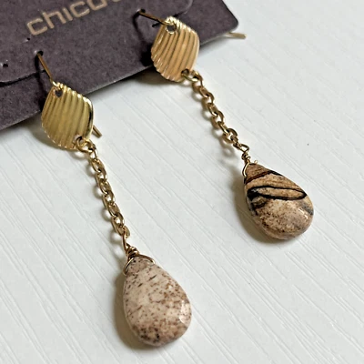 Nuevo en Tarjeta Chico’s Piedra Natural Tono Dorado Lágrima Pendientes Colgantes Foto 1 de 4