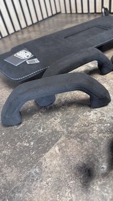 Volkswagen Transporter T6 T6.1 A Pillars grab handles pro triming service  — 第 1/4 张图片