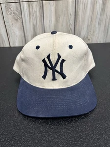 Vintage New York Yankees KC Brand Snapback Hat MLB Off White/Navy - Picture 1 of 8