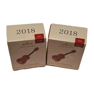 Hallmark Keepsake “Little Strummer” Guitarra Miniatura Ornamento Mágico 2018 Lote 2 - Imagen 1 de 5