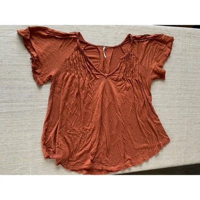 Camiseta Top FREE PEOPLE Distressed Manga Corta Cuello en V Naranja Quemado Lino M Foto 1 de 4