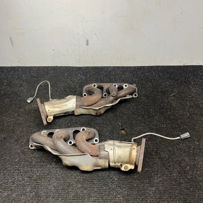 ☑️ Par de cabezales colector escape Nissan 370z Infiniti G37 2008-2012 3,7 L VQ37VHR Foto 1 de 4