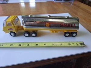 Seltener 70er Jahre Tonka Shell Mini Sattelzug Tankwagen Anhänger gelb 10 Räder Metall - Bild 1 von 12