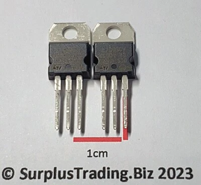ST Micro L7805CV Voltage Regulator 5V 1A (Pk of 2) - Image 1 of 2