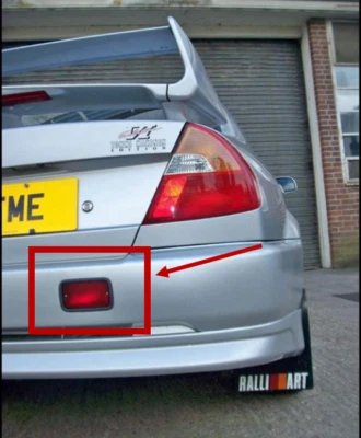 Original Evo 6.5 Tommi Makinen Rear Bumper Reflector Light - Image 1 of 3