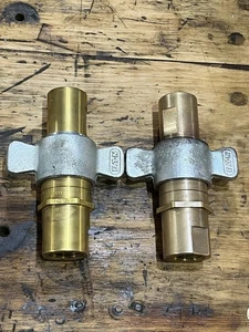 Danfoss Eaton Wing Style Schnellkupplung 5100-S1-16B & 5100-S2-16B (4D) - Bild 1 von 8