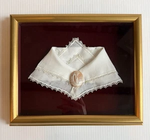 Antique Victorian Lace Collar w/ Cameo in Gold Frame Shadowbox Red Velvet READ - Picture 1 of 10