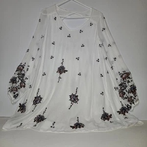 Free People White Floral Embroidered Babydoll Mini Dress S Open Back Boho - Picture 1 of 13