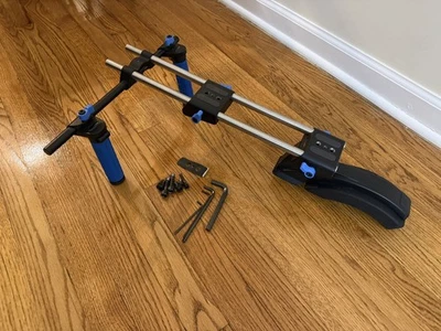 Paquete de montaje en hombro Redrock Micro y abrazadera de varilla Foto 1 de 4