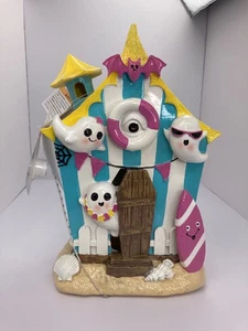 Summerween Ghost Beach House LED Halloween Surf Decor - Picture 1 of 5