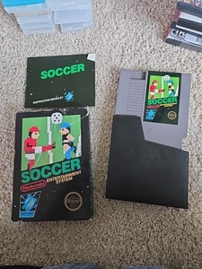 Nintendo Entertainment System Soccer 5 Screw Complete with Box, Manual, Game - Picture 1 of 7