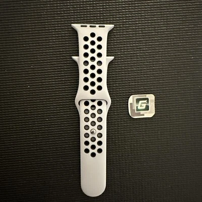 Apple Watch Nike Sport Band 44mm (42/45/49) Genuine OEM Pure Platinum Black M/L - Image 1 of 4