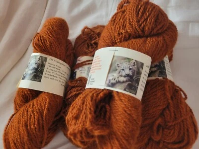 Hilo Snow Leopard Trust, teñido a mano, 4 madejas NUEVO, Worsted Foto 1 de 4