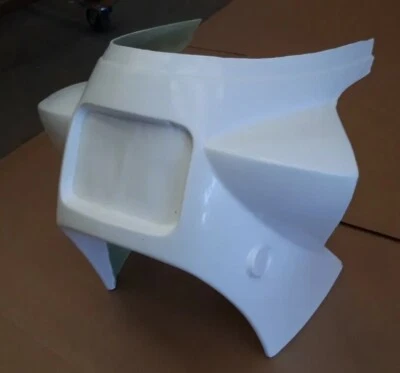 Panel de carenado nasal superior delantero fibra de vidrio Suzuki RG 125 Gamma nuevo  Foto 1 de 4