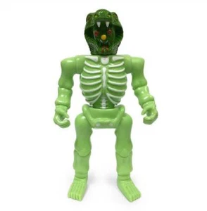 SKULLWORLD WARRIORS ""GIFT"" SOFUBI WEICH VINYL SPIELZEUGFIGUR SCHÄDELMARK - Bild 1 von 3