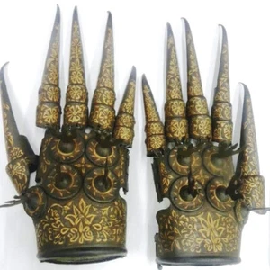 ARMOR EXQUISITE CUP ARM DYNASTY ARM GUARD EUROPEAN PAIR INSERTED 3 WAY TRIDENT - Picture 1 of 8