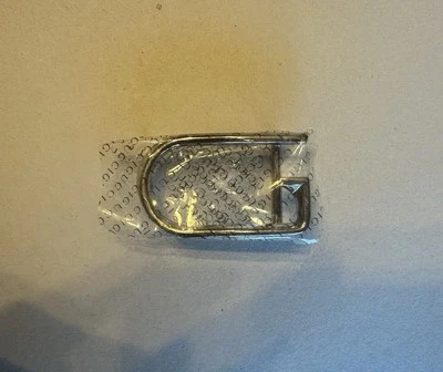 FIBBIA GUCCI LOGO G - SQUARE G BUCKLE - G SQUADRATA - COLORE ARGENTO - NUOVA - Immagine 1 di 4