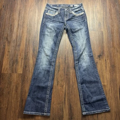 Pantalones de mezclilla Miss Me Boot pedrería tachonados desgastados lavado medio talla 26 Foto 1 de 4
