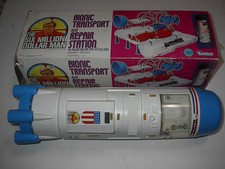 KENNER SIX MILLION DOLLAR MAN BIONIC TRANSPORT &  REPAIR STATION W/BOX 1976 