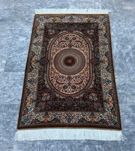 High Quality Silk Rug oriental Luxurious Silk Carpet Medallion Rug 117 x 80 cm - Picture 1 of 11