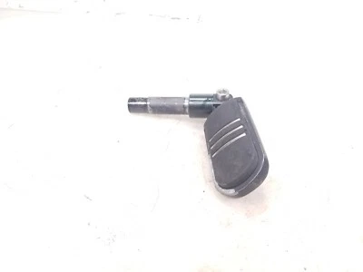 Harley Sportster XL883 1200 2008 reposapiés delantero derecho reposapiés  Foto 1 de 4