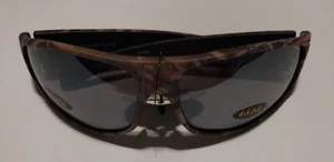 PUGS Sunglasses Brown Camouflage with Black Plastic Frame UV400 - NWT style 1402 - Picture 1 of 7