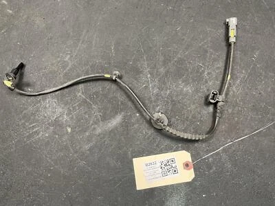 Rear Left ABS Wheel Speed Sensor 2018 Buick Encore 42450318 2013 2014 2015 -2020 - Image 1 of 4