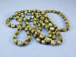 Vintage Tschechische facettierte Glasperlen Halskette, Opaker Türkis mit Picasso Finish - Bild 1 von 12