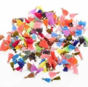1cm Mini Quaste Anhänger DIY Handgefertigt Kleidung/Ohrringe/Schmuck Zubehör DIY - Picture 1 of 23