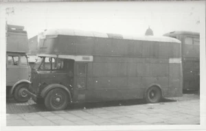 FOTO UMGEBAUTER DOPPELDECKERBUS VON SCHAUSTELLER ATD 773 UM 1958 - Bild 1 von 2