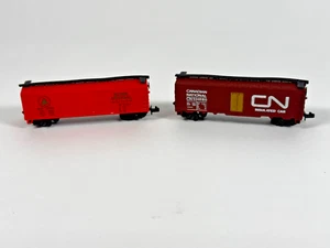 Model Power Lot of 2 - N Gauge Vintage Maine Central 3405 & CN Insulated 3447 - Picture 1 of 7