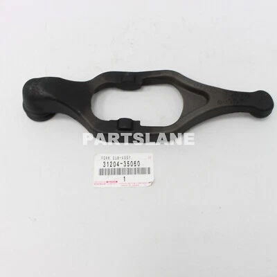 Toyota FJ Cruiser 07-14 Tacoma 05-15 Tundra OEM Clutch Release Fork 31204-35060 - Image 1 of 2