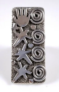 Anillo Alex Sánchez Navajo Plata Esterlina Banda Ancha Hecho a Mano Diseño Petroglifo   - Imagen 1 de 7