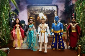 Disney Aladdin Movie Dolls Agrabah Collection Set 5 Dolls With Accessories - Picture 1 of 11