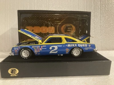 DALE WONHARDT 1980 RARO #2 MIKE CURB “1er año campeón” 442 oldsmobile 1/24 elite Foto 1 de 4